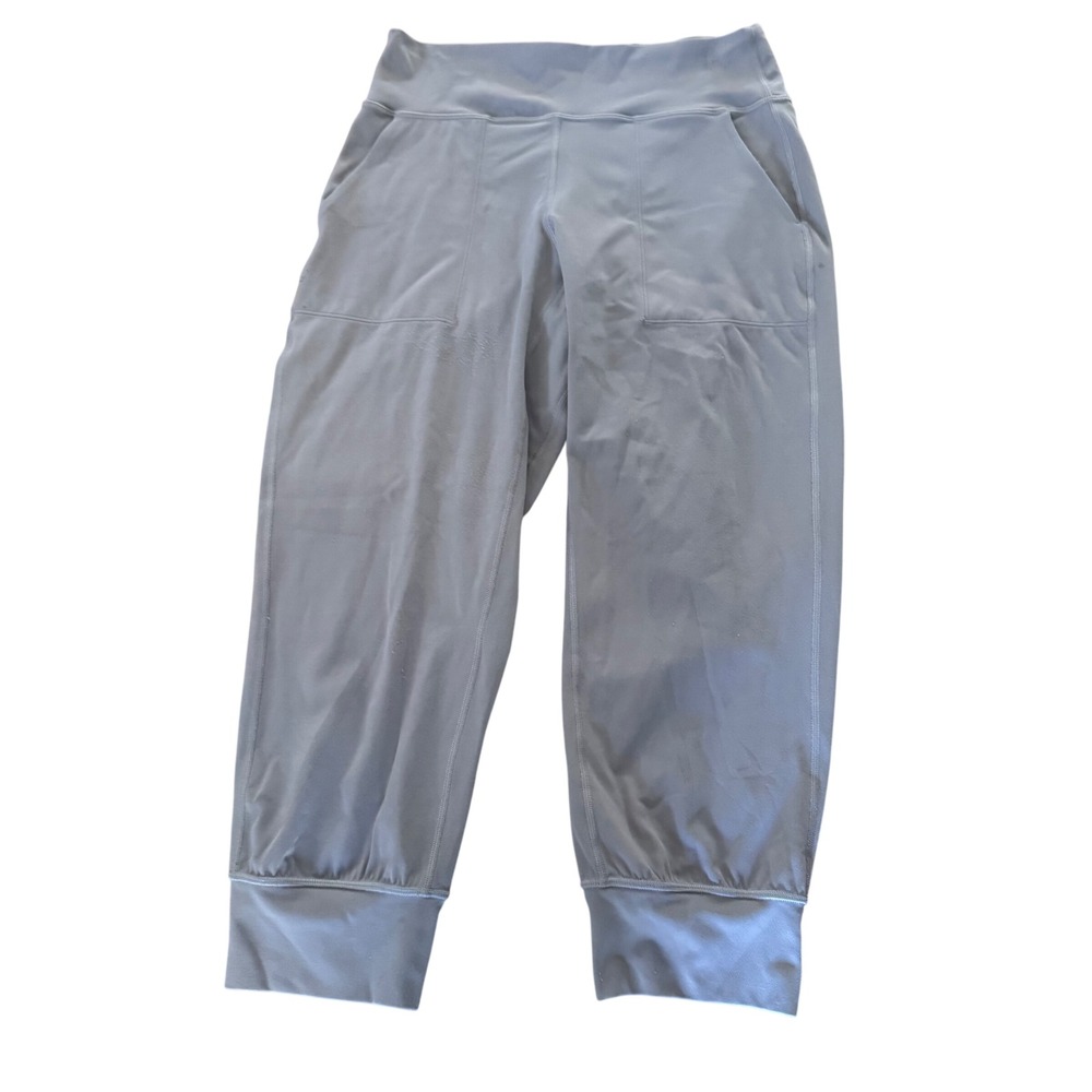Lululemon Women's Gray Jogger Cropped Pants Athletic Activewear Size 8